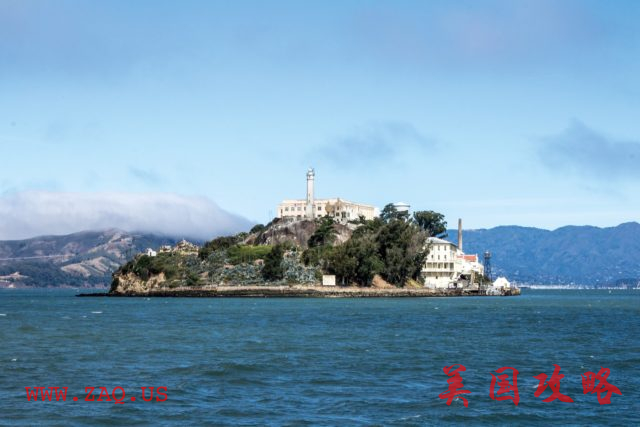 https://pixabay.com/en/alcatraz-san-francisco-island-1630477/