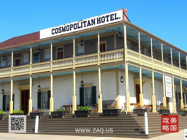 https://pixabay.com/en/cosmopolitan-hotel-hotel-historic-2460949/