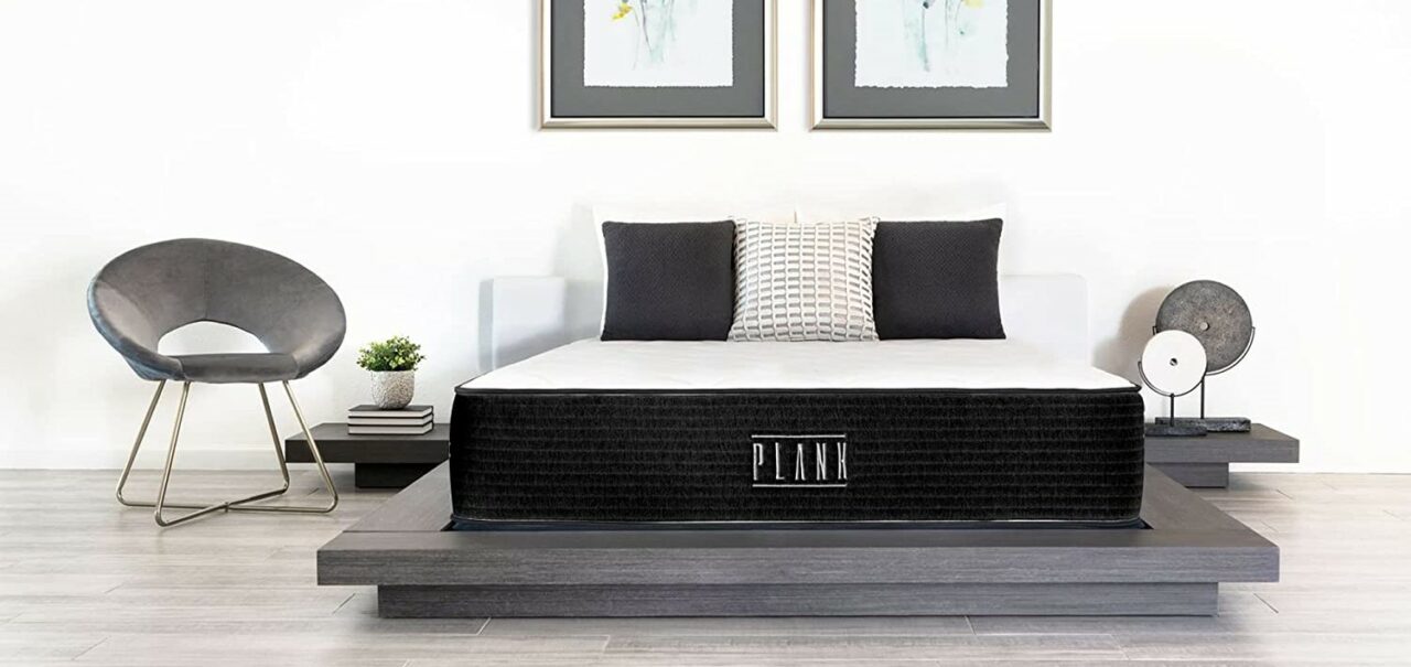 Plank Firm Luxe Mattress 评测：可翻面的优质混合硬床垫