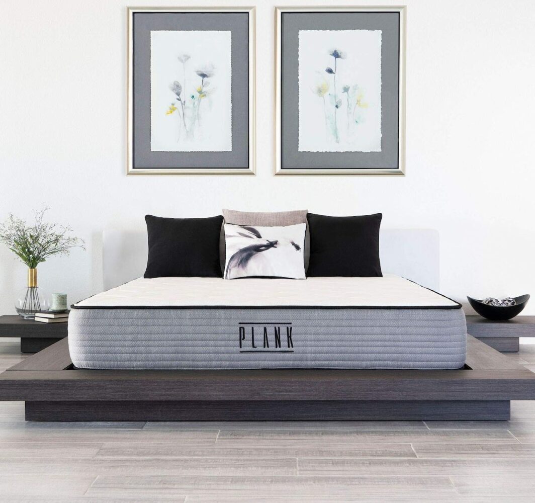 Plank Firm Mattress 评测：可翻面的最佳海绵特硬床垫