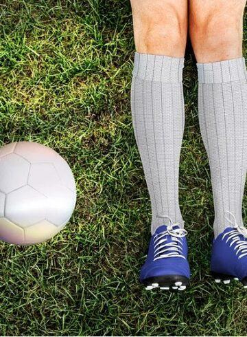 https://www.rawpixel.com/image/10233478/football-player-shoes-socks-image